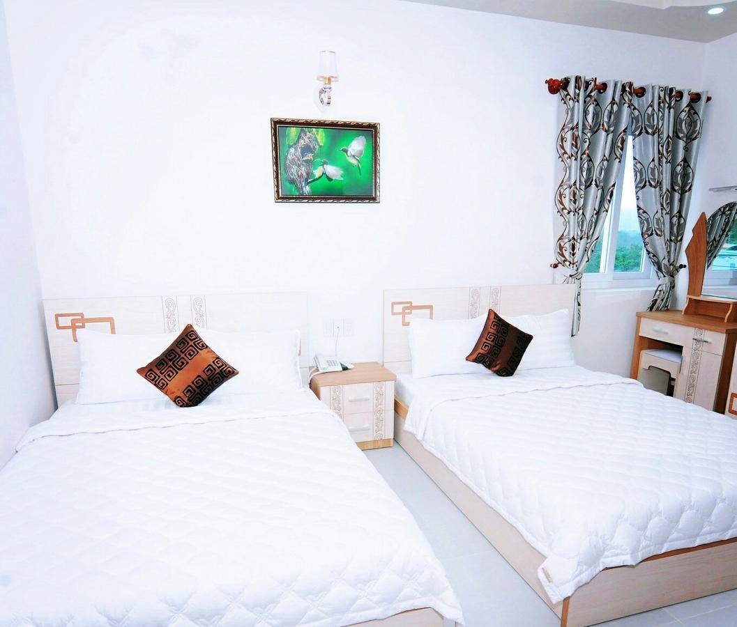 Jiny Tran Hotel Duong Dong  المظهر الخارجي الصورة