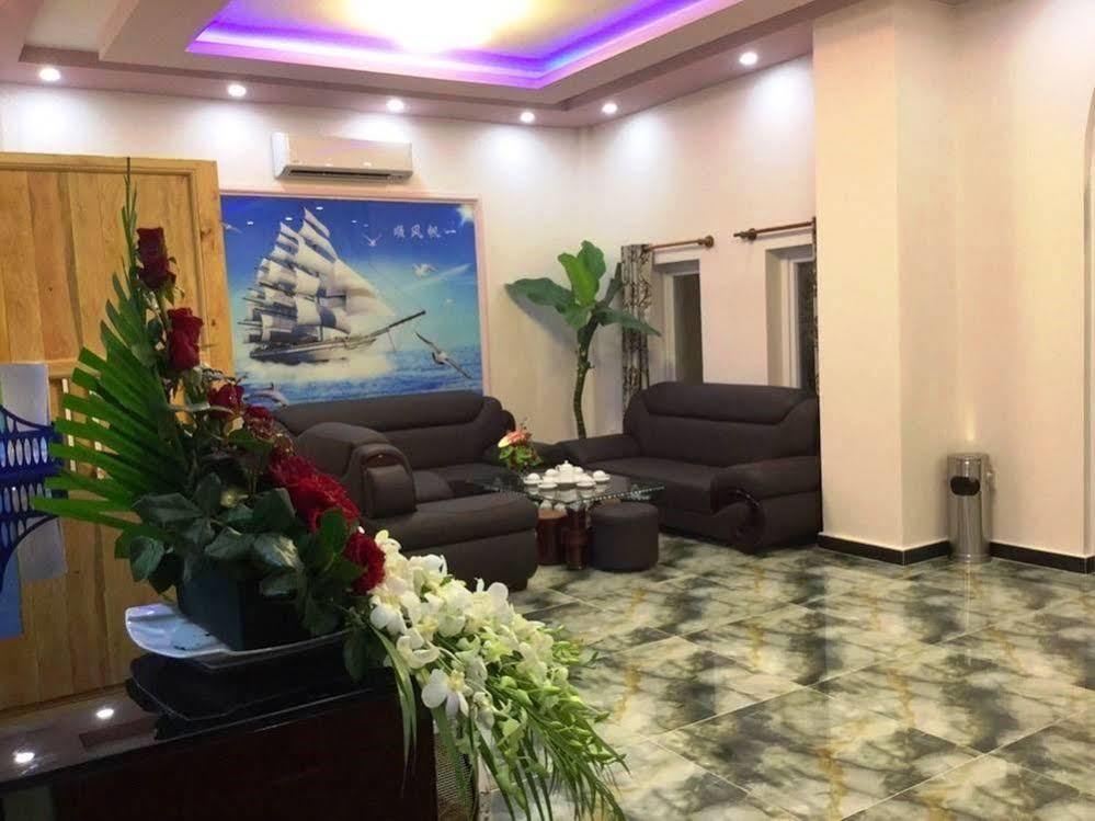 Jiny Tran Hotel Duong Dong  المظهر الخارجي الصورة